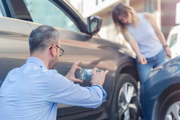 Professional Full Coverage Car Insurance technician working in Melcher-Dallas, IA